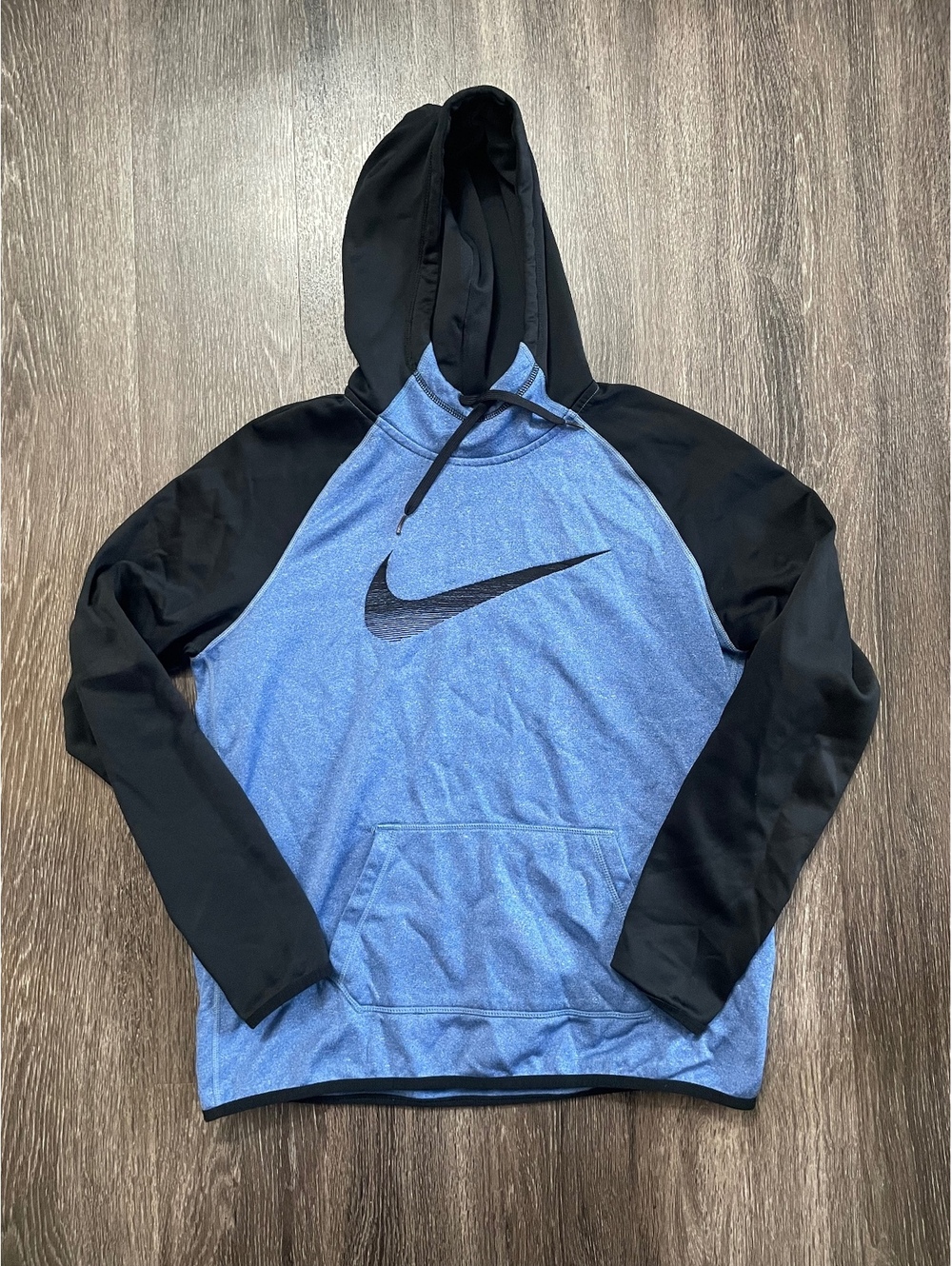 Nike Therma-FIT Center Swoosh Pullover Hoodie
